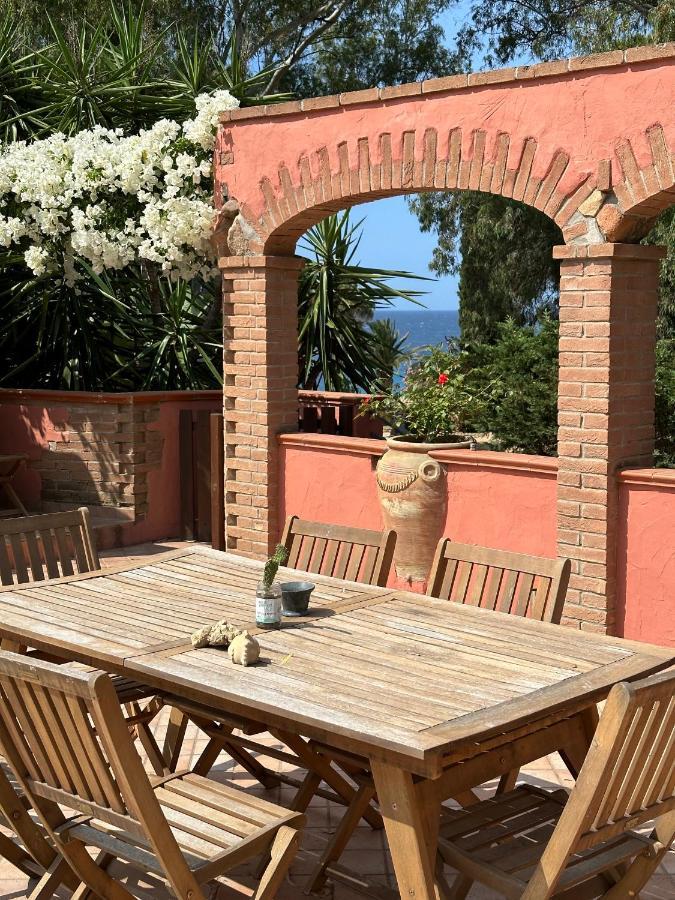 Villa La Petite Etoile Torre delle Stelle Exteriör bild
